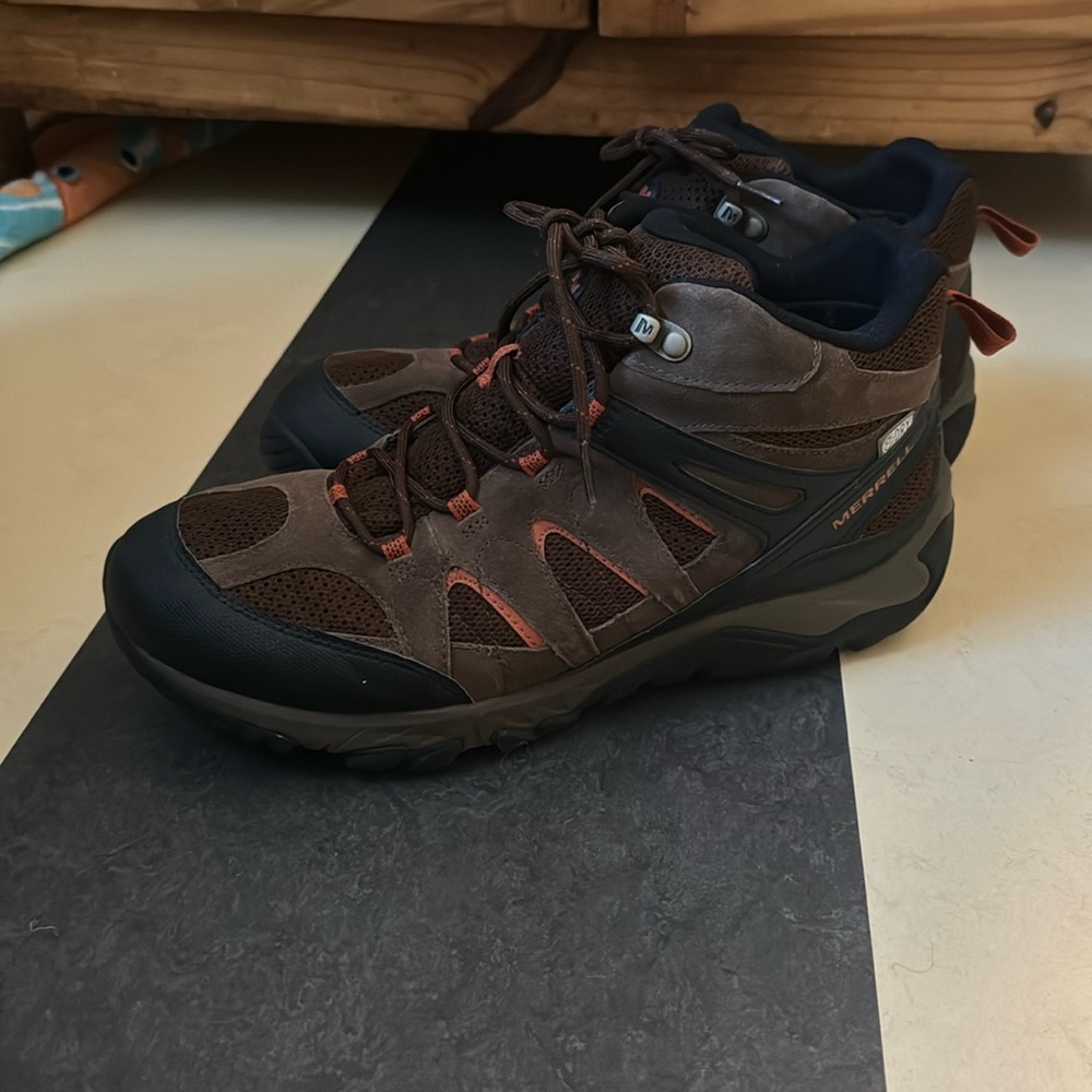 Merrell men’s hiking boot, 13w, VGUC